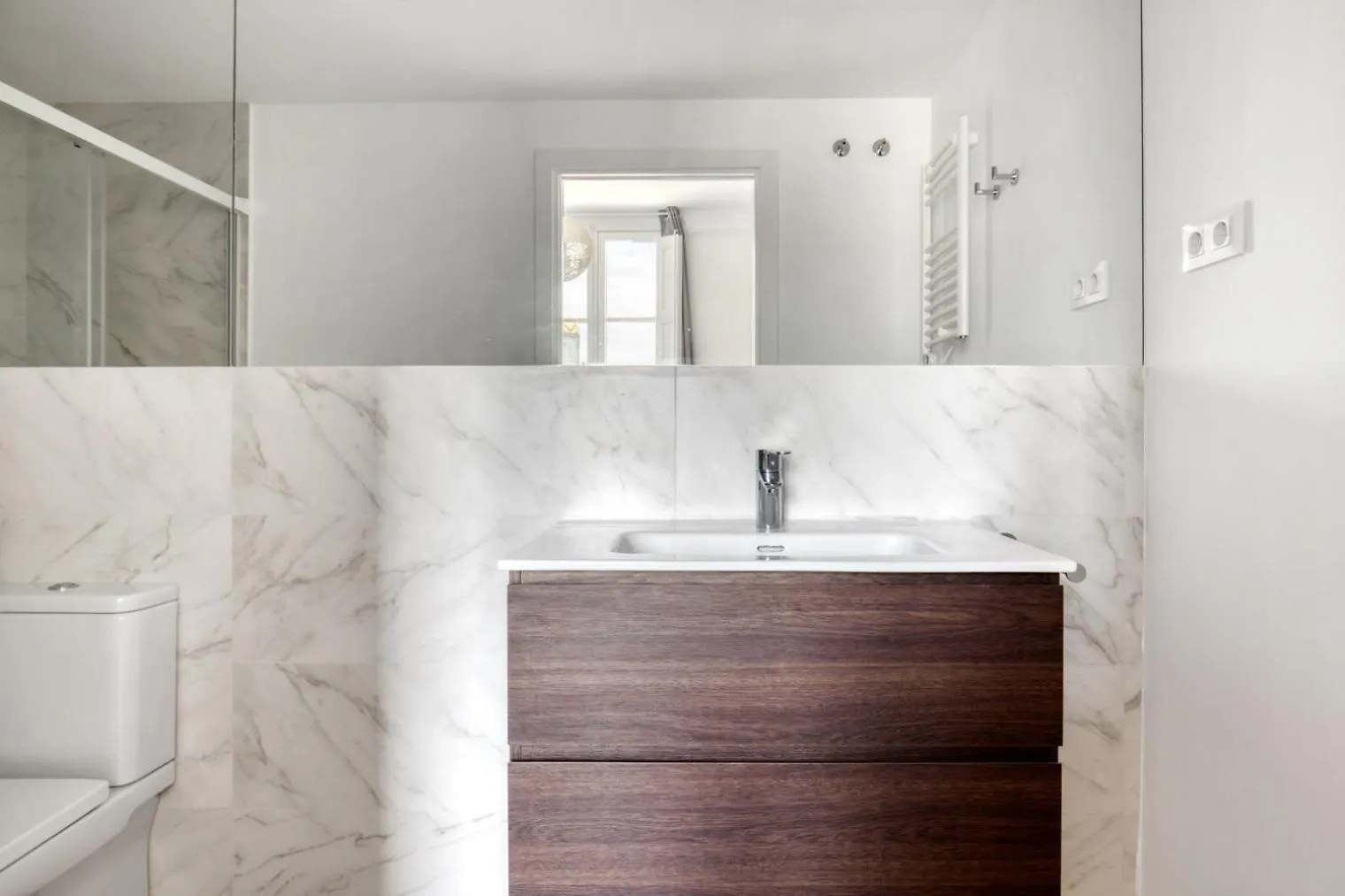 Blueground El Born Near Beach Bcn-29 Apartment Barcelona
