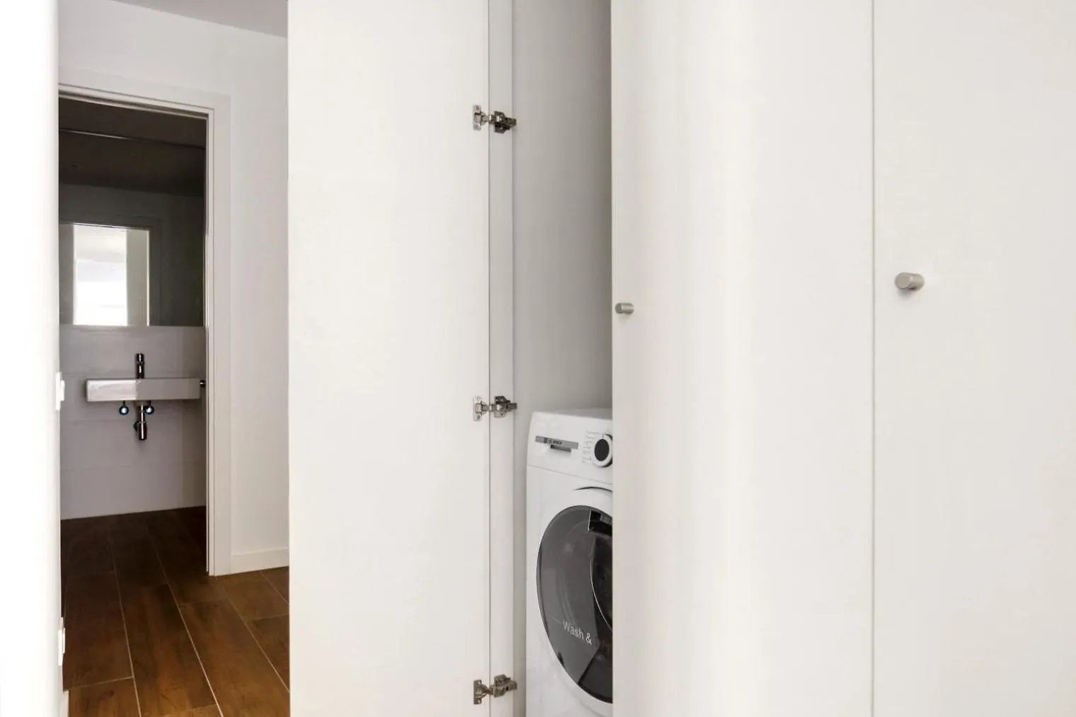 Blueground El Born Near Beach Bcn-29 Apartment Barcelona